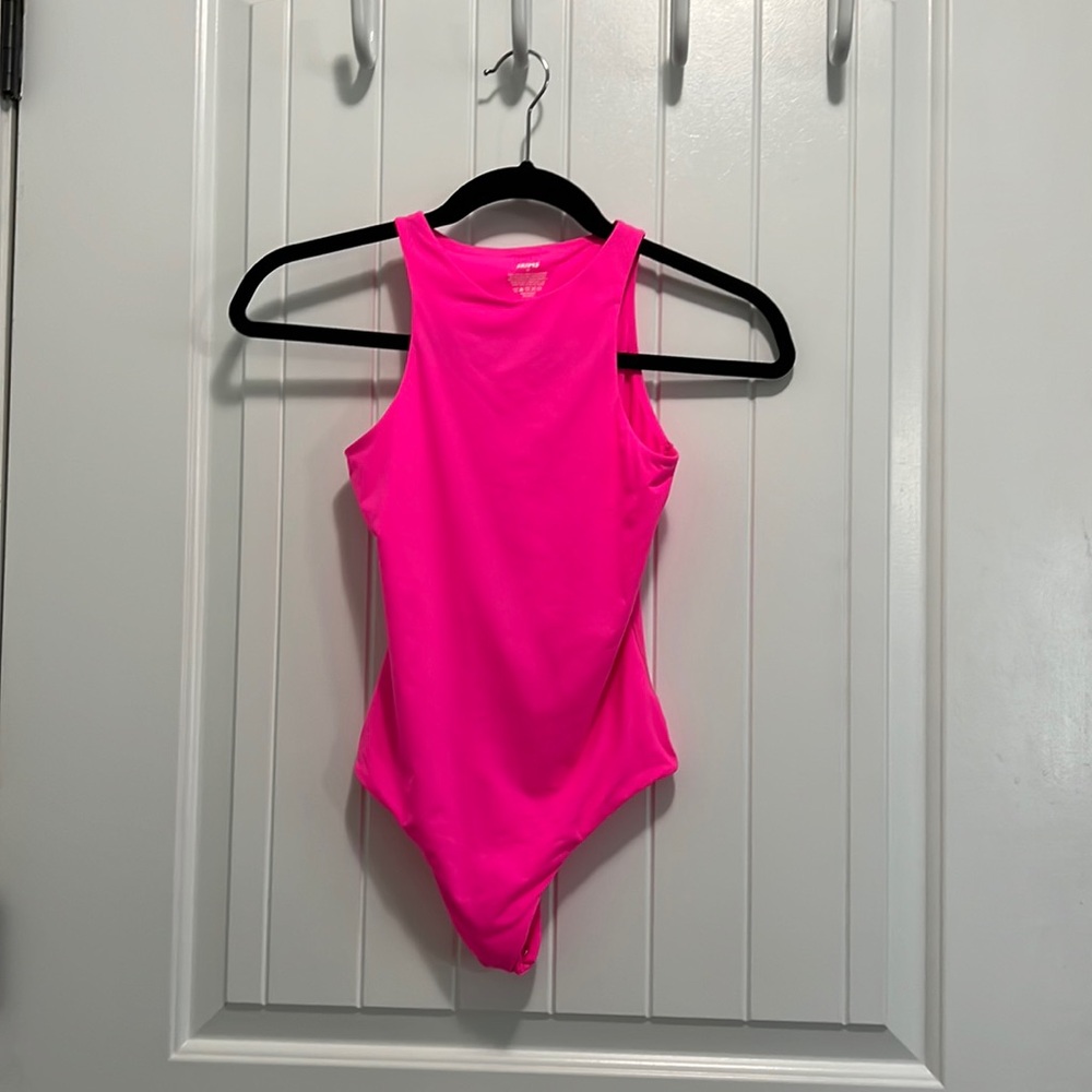 🎀 SKIMS🎀 bodysuit- limited edition color * HOT PINK *